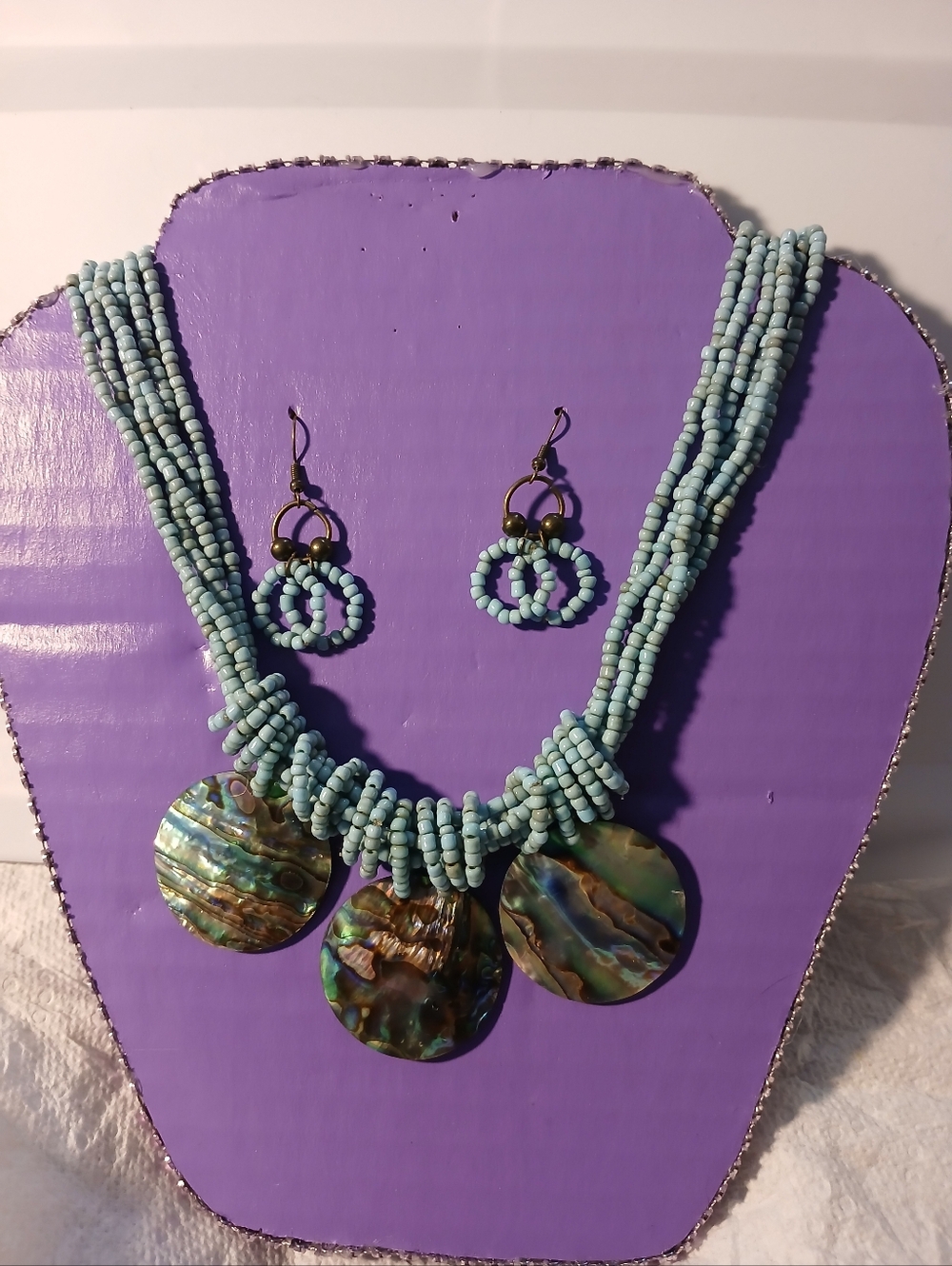NWT Handcrafted Teal Beaded Necklace & Earring Set w/Iridescent Shell Pendants.